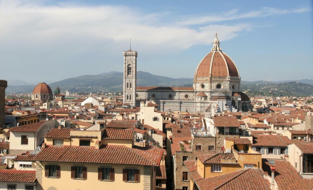 My Ponte Vecchio Apartment ฟลอเรนซ์ ภายนอก รูปภาพ