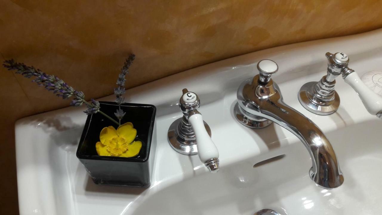My Ponte Vecchio Apartment ฟลอเรนซ์ ภายนอก รูปภาพ